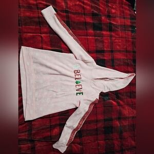 #943- girls chirstmas sweatshirt large(10/12)